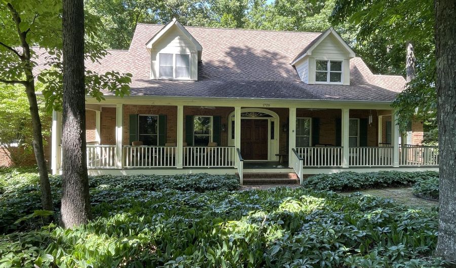 1720 Wood Creek Cir, Athens, TN 37303 - 4 Beds, 5 Bath