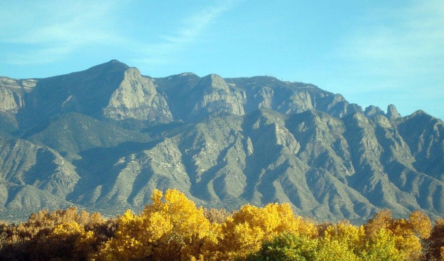 977 Salt Cedar Ct, Bernalillo, NM 87004 - 3 Beds, 3 Bath