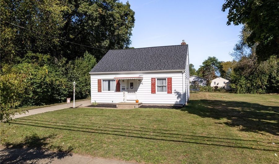 553 Fouse Ave, Akron, OH 44310 - 3 Beds, 2 Bath