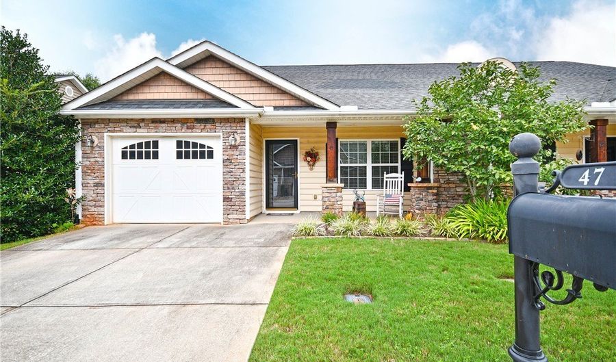 47 Hillsborough Dr, Anderson, SC 29621 - 2 Beds, 2 Bath