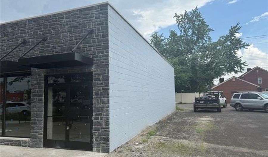 6627 Park Ave, Allen Park, MI 48101 - 0 Beds, 0 Bath