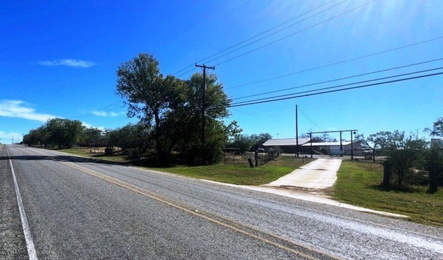 11612 LOOP 107, Adkins, TX 78101 - 3 Beds, 2 Bath