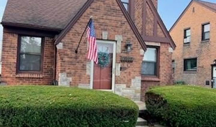 15802 Thomas Ave, Allen Park, MI 48101 - 3 Beds, 2 Bath