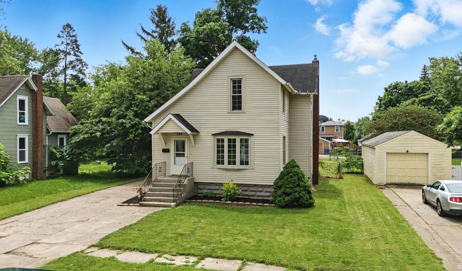 355 W 9th St, Auburn, IN 46706 - 2 Beds, 1 Bath