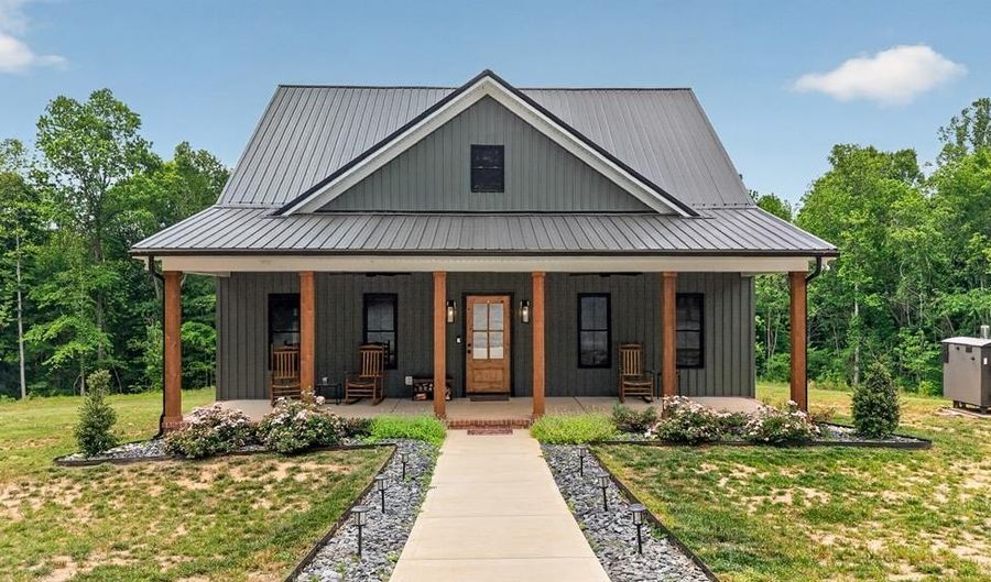 20180 Poplar Ridge Rd, Amelia Court House, VA 23002 - 3 Beds, 3 Bath