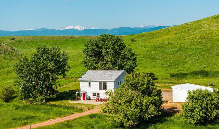 28 S Rail Rd, Banner, WY 82832 - 3 Beds, 3 Bath