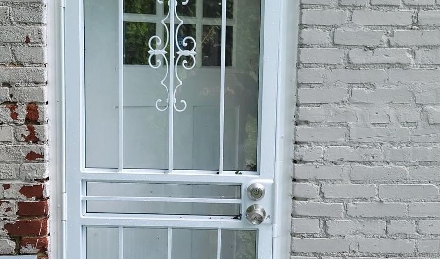 2008 N SMALLWOOD St, Baltimore, MD 21216 - 4 Beds, 2 Bath