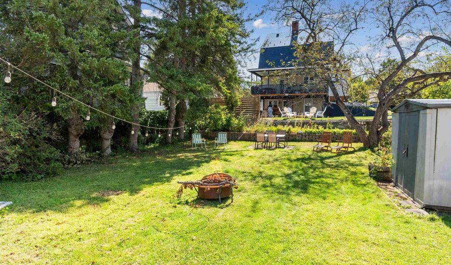 49 Hill St, Barre, VT 05641 - 2 Beds, 1 Bath