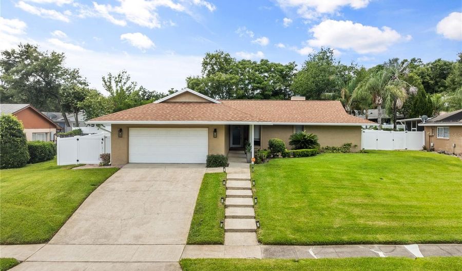 404 BARCLAY Ave, Altamonte Springs, FL 32701 - 3 Beds, 2 Bath