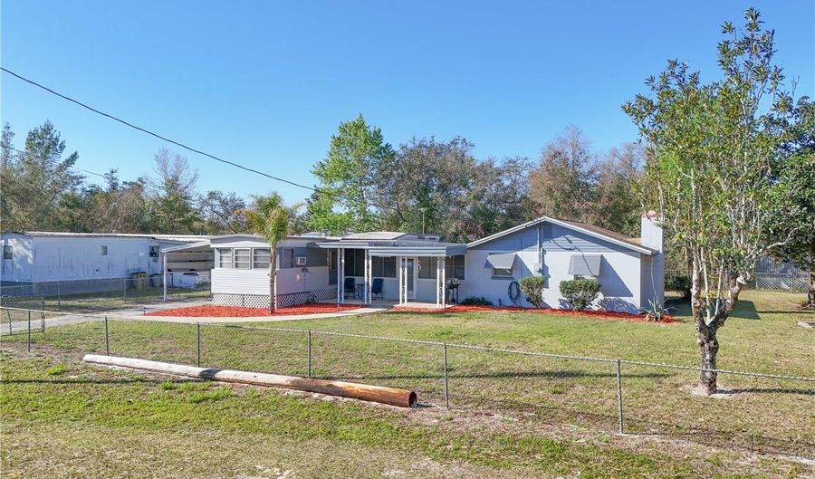 19050 NFS-573, Altoona, FL 32702 - 3 Beds, 2 Bath