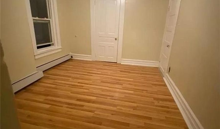 26 N Madison St 2, Allentown, PA 18102 - 2 Beds, 1 Bath