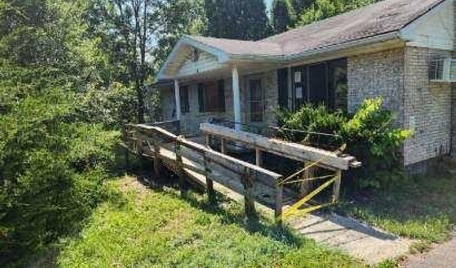 76 BOX BEAR TRA, Beattyville, KY 41311 - 3 Beds, 1 Bath