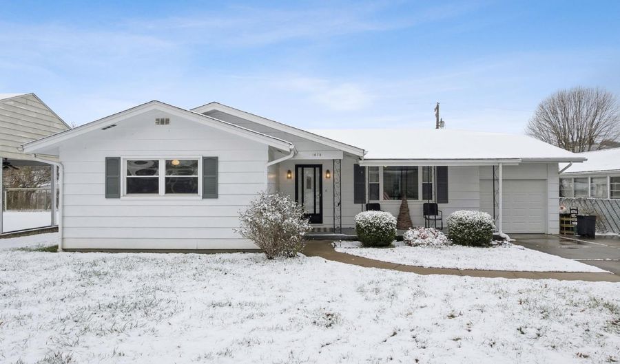 1675 Christopher Rd, Aberdeen, OH 45101 - 3 Beds, 2 Bath