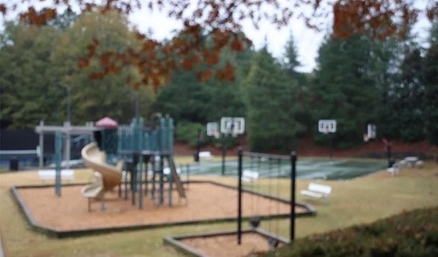 12442 Waterside Dr, Alpharetta, GA 30004 - 4 Beds, 3 Bath