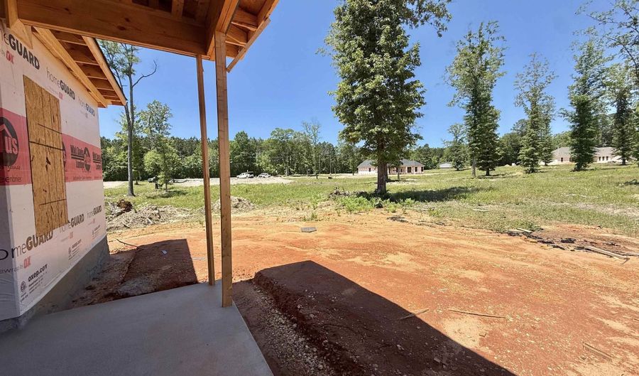 6838 Detonti Rd, Bauxite, AR 72011 - 3 Beds, 2 Bath