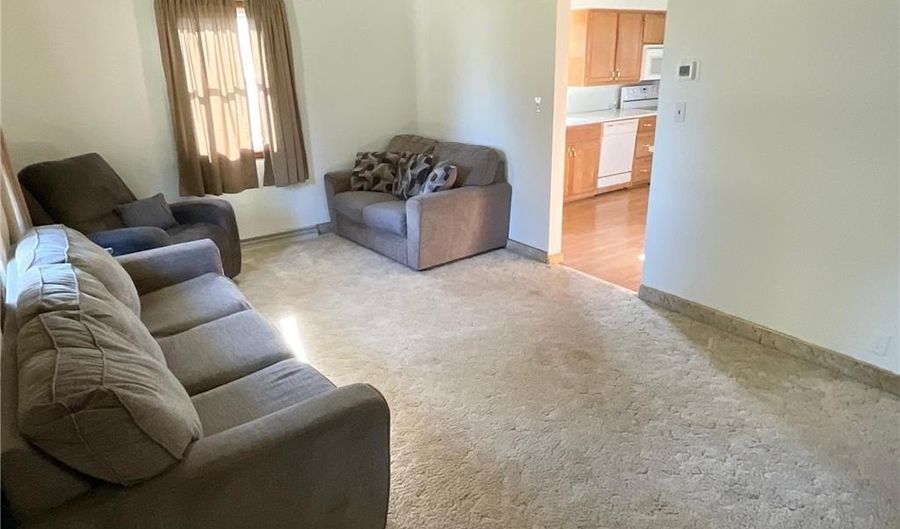 1916 3rd Ave SE, Austin, MN 55912 - 4 Beds, 2 Bath