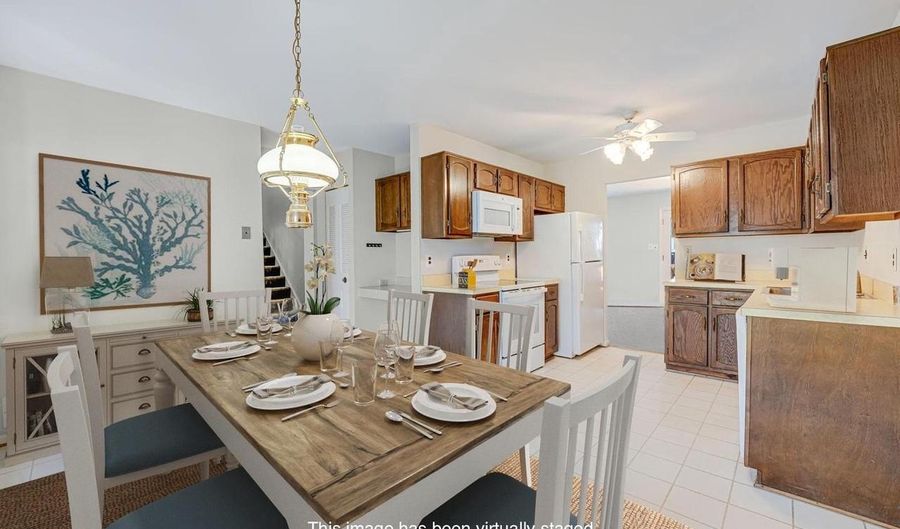 5112 BRADFIELD Dr, Annandale, VA 22003 - 4 Beds, 2 Bath