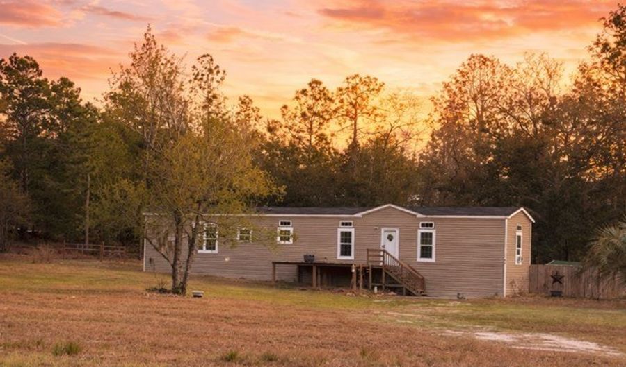 3500 NW 25th Cir, Bell, FL 32619 - 3 Beds, 2 Bath