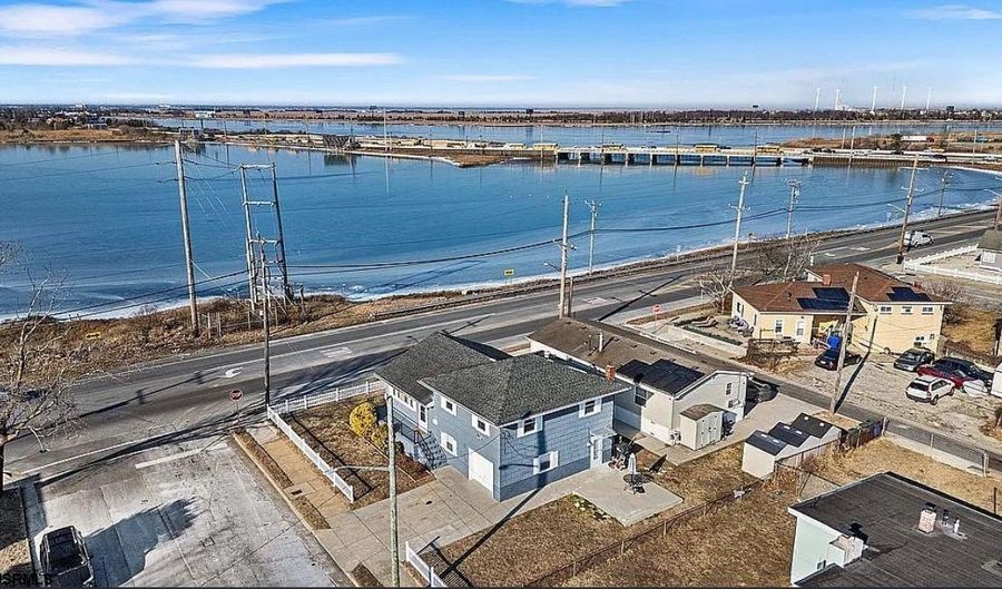 673 N Dover Ave, Atlantic City, NJ 08401 - 4 Beds, 2 Bath