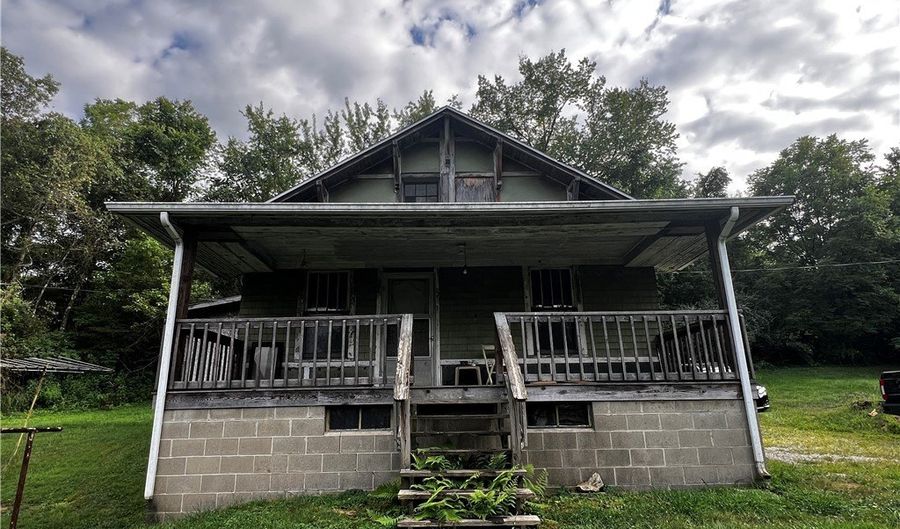 139 Shields Ln, Adena, OH 43901 - 2 Beds, 1 Bath