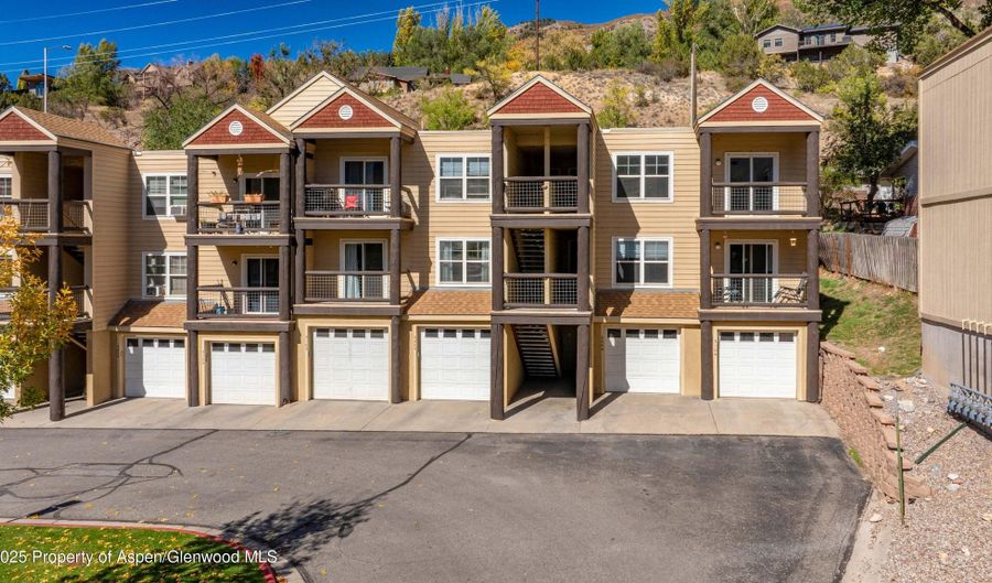 3104 Sunset Ridge Ct, Glenwood Springs, CO 81601 - 2 Beds, 2 Bath