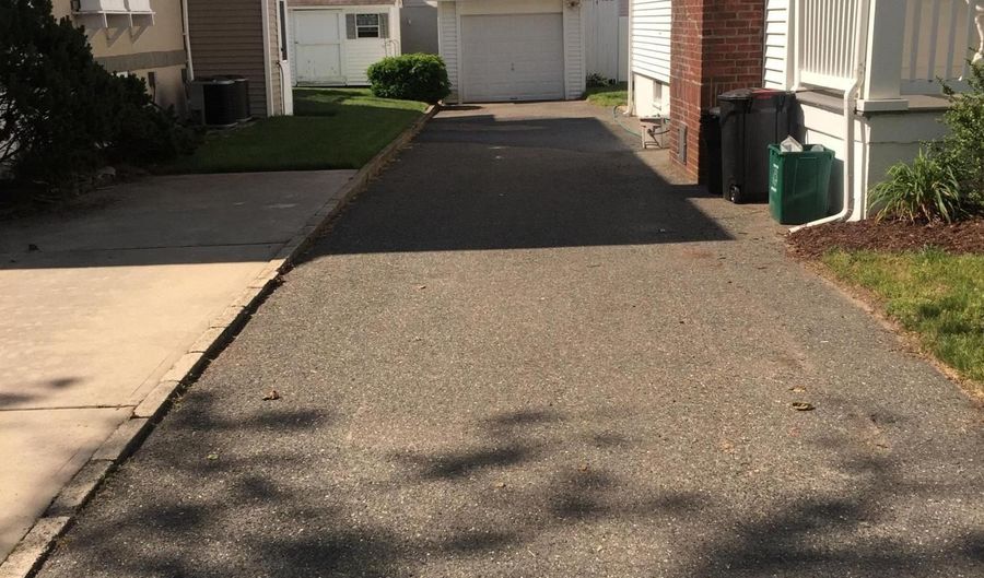515 Jefferson Ave, Avon By The Sea, NJ 07717 - 3 Beds, 2 Bath