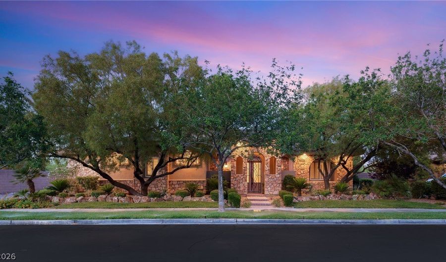 2960 American River Ln, Las Vegas, NV 89135 - 5 Beds, 5 Bath