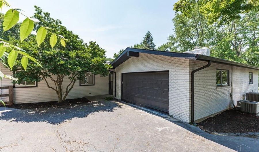 7410 Lawyer Rd, Anderson Twp., OH 45244 - 3 Beds, 4 Bath