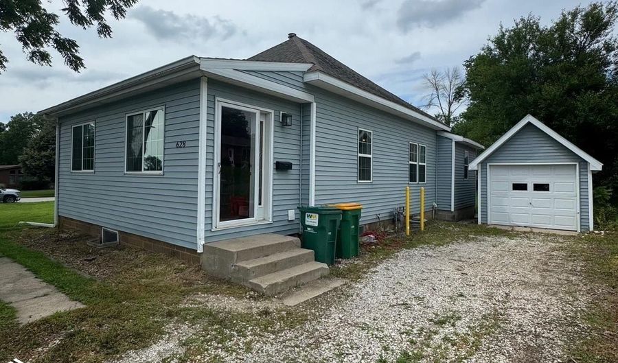 628 W Mcgregor St, Algona, IA 50511 - 3 Beds, 1 Bath