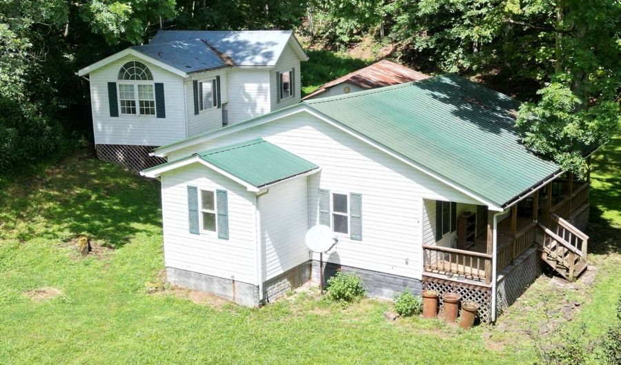 1083 Right Fork Crummies Crk, Arnoldsburg, WV 25234 - 2 Beds, 1 Bath