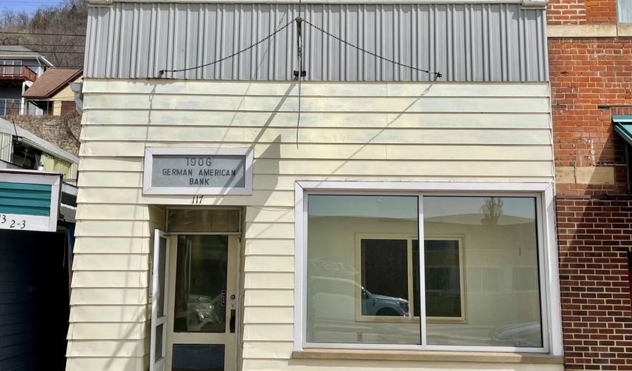 117 S Main St, Alma, WI 54610 - 0 Beds, 1 Bath