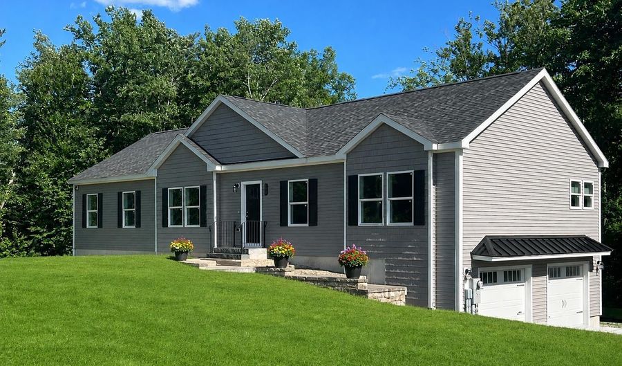 556 Old Candia Rd, Candia, NH 03034 - 3 Beds, 2 Bath