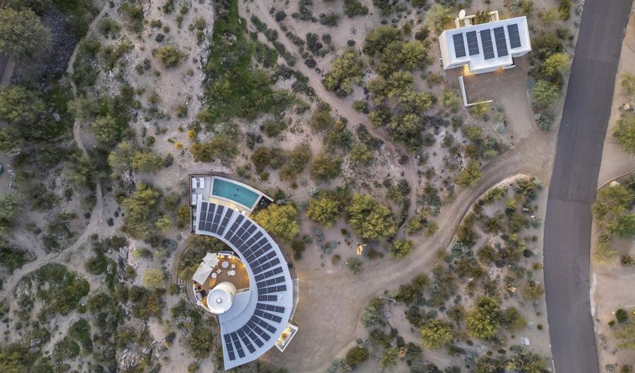7915 E PRIMROSE Path, Carefree, AZ 85377 - 4 Beds, 5 Bath