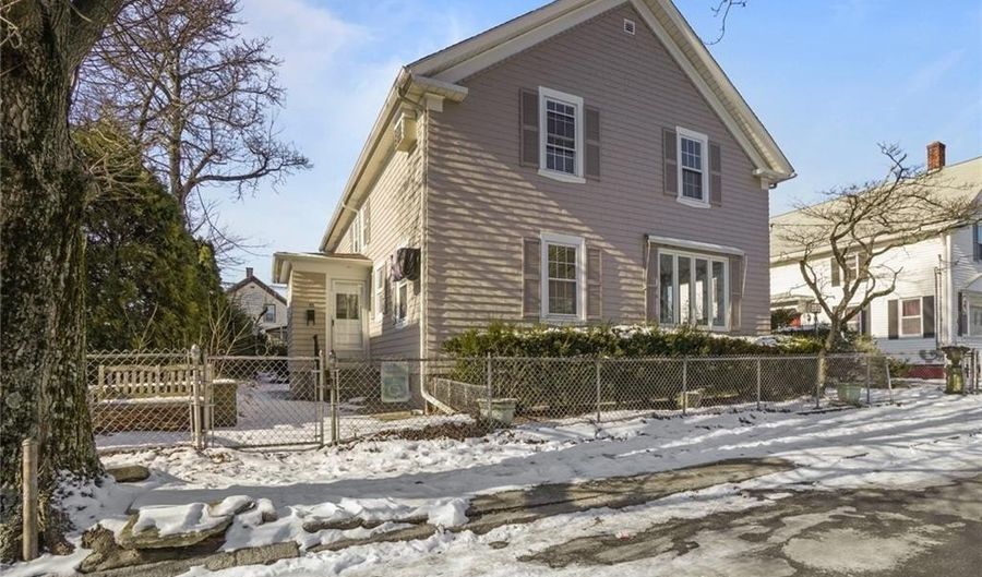 55 Walnut St, Johnston, RI 02919 - 3 Beds, 1 Bath