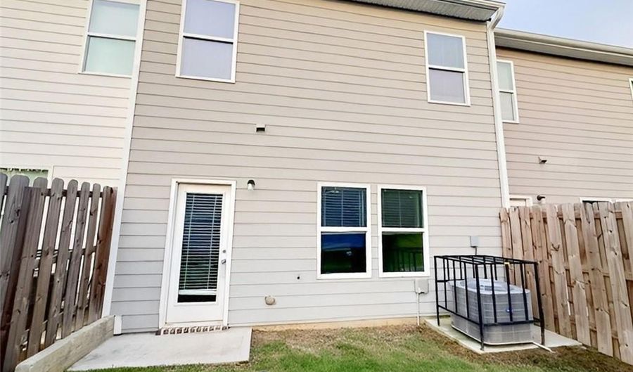 119 Village Green Dr, Adairsville, GA 30103 - 3 Beds, 3 Bath