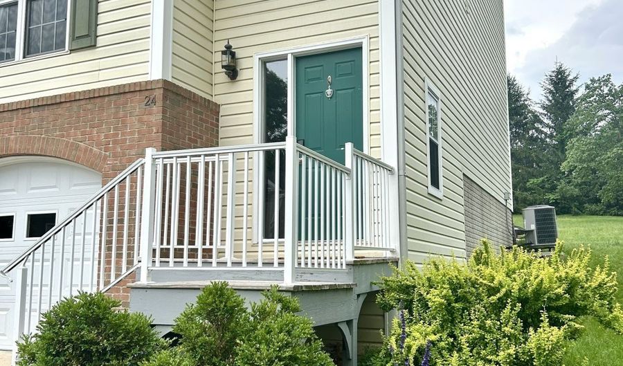 24 Westfield Pl, Athens, OH 45701 - 2 Beds, 3 Bath