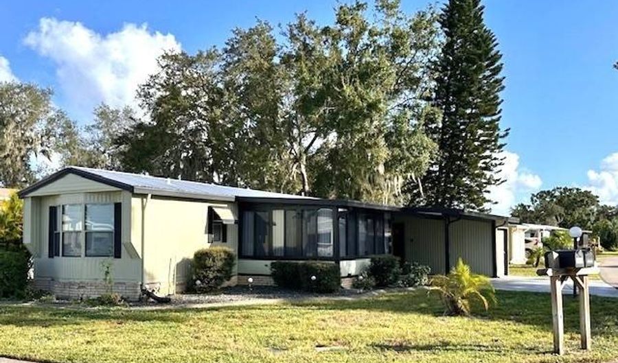 2919 S Flamingo Rd, Avon Park, FL 33825 - 2 Beds, 2 Bath