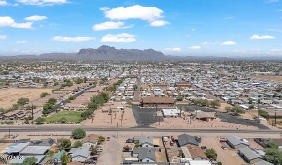 138 N SIGNAL BUTTE Rd, Apache Junction, AZ 85120 - 3 Beds, 2 Bath