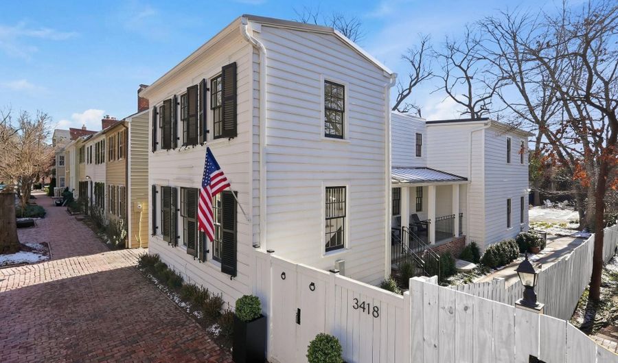 3418 RESERVOIR Rd NW, Washington, DC 20007 - 4 Beds, 4 Bath