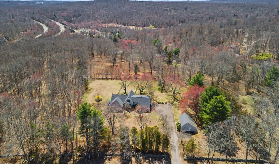 59-61 Wig Hill Rd, Chester, CT 06412 - 5 Beds, 3 Bath