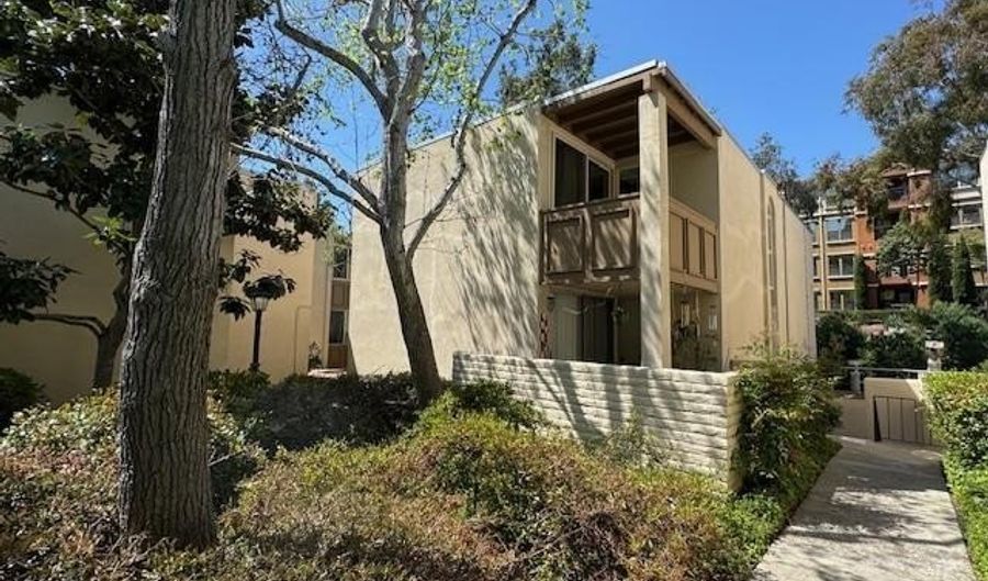 4865 Collwood Blvd A, San Diego, CA 92115 - 2 Beds, 2 Bath