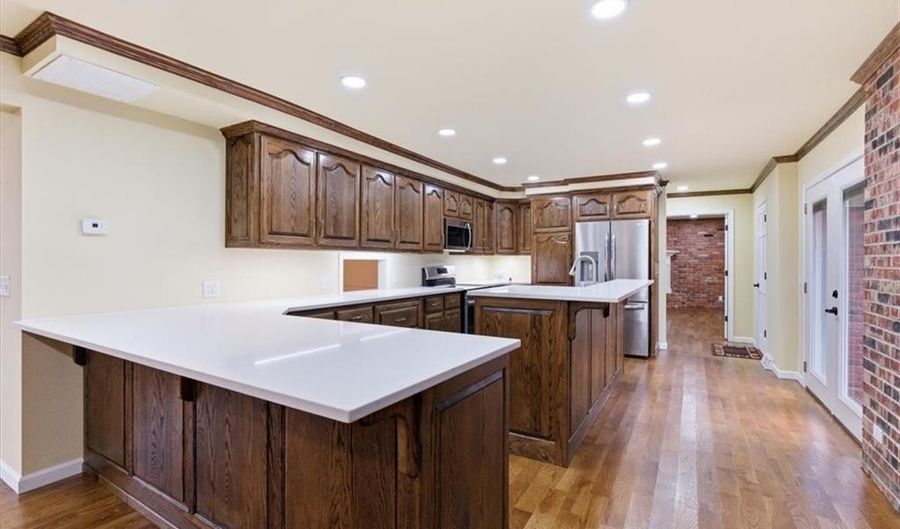 1005 N Old Highway 71, Adrian, MO 64720 - 4 Beds, 3 Bath