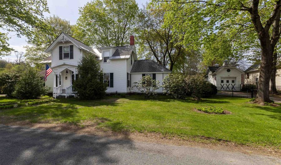 38 Elm St, Charlestown, NH 03603 - 3 Beds, 2 Bath
