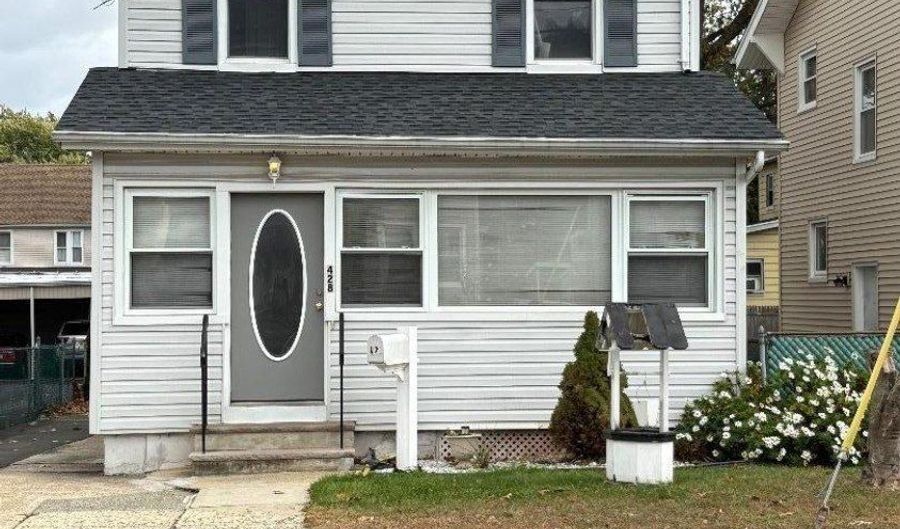 428 Cortlandt St, Belleville, NJ 07109 - 3 Beds, 2 Bath