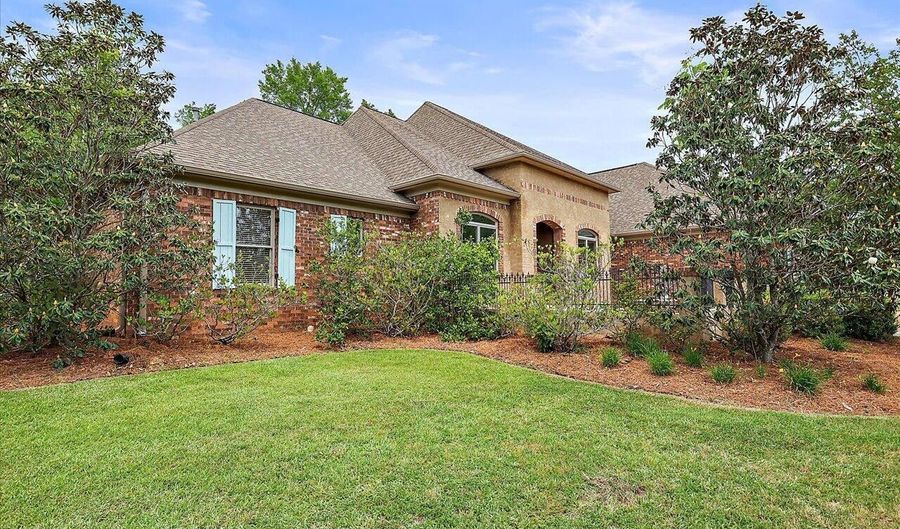 216 Covenant Xing, Flowood, MS 39232 - 4 Beds, 6 Bath