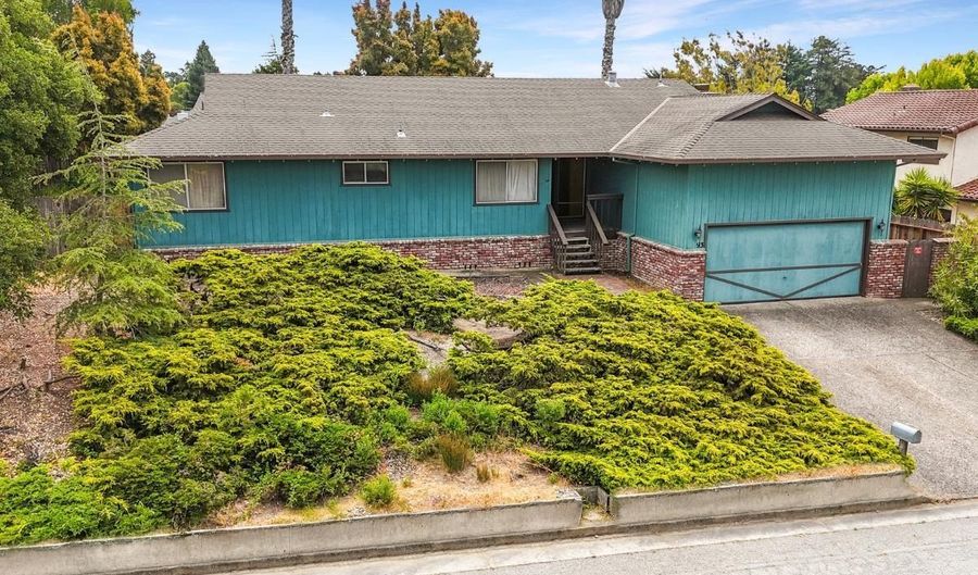 93 Pebble Beach Dr, Aptos, CA 95003 - 3 Beds, 2 Bath