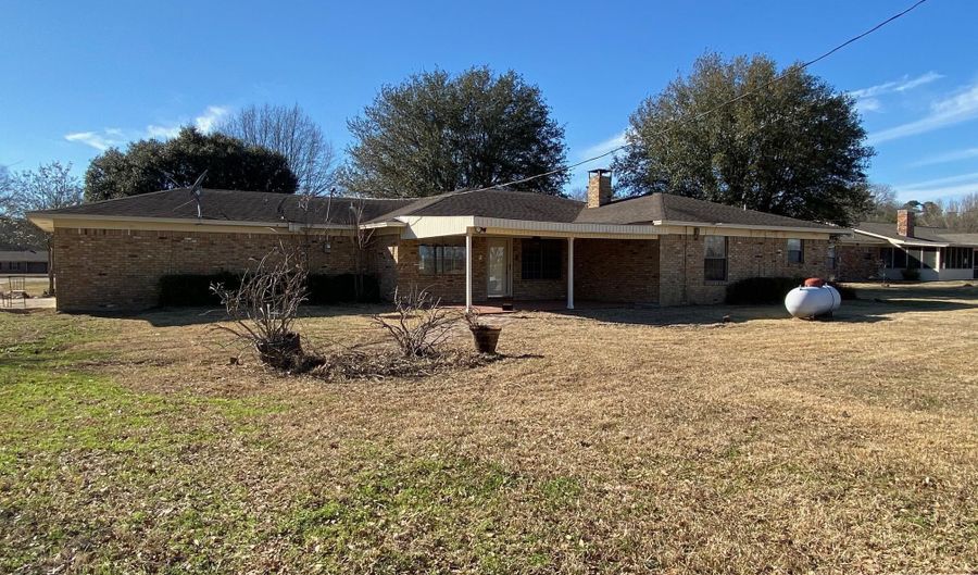 1129 Hwy 259 S, De Kalb, TX 75559 - 3 Beds, 2 Bath