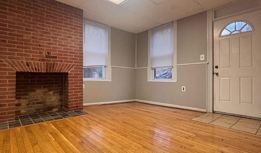 1305 W NORTHERN Pkwy, Baltimore, MD 21209 - 1 Beds, 1 Bath