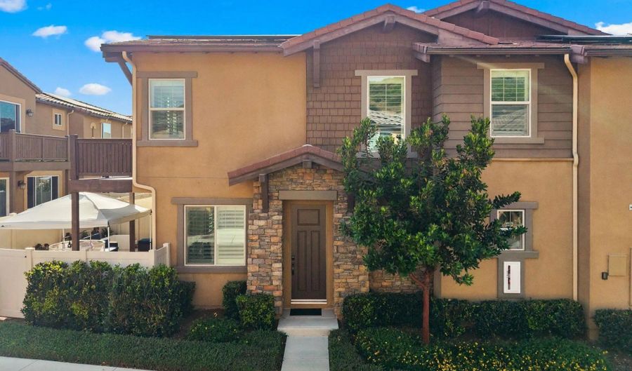 3251 Crecida, Carlsbad, CA 92010 - 3 Beds, 3 Bath