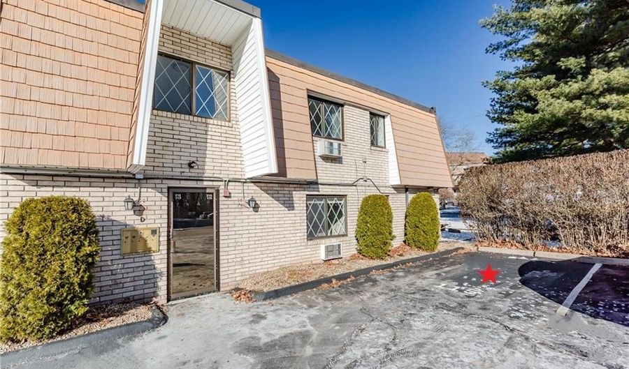 132 Hoffman Ave 115, Cranston, RI 02920 - 1 Beds, 1 Bath